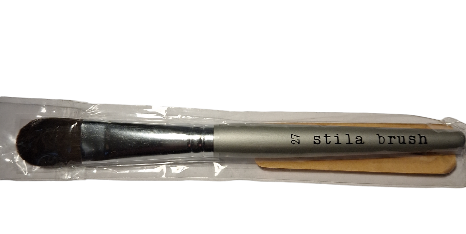 Stila  Short  Handle Brush   - Assorted